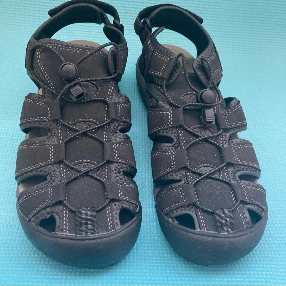 Khombu Travis Sandals Men’s Hiking Walking Closed Toe 1179295 Size 10M Black